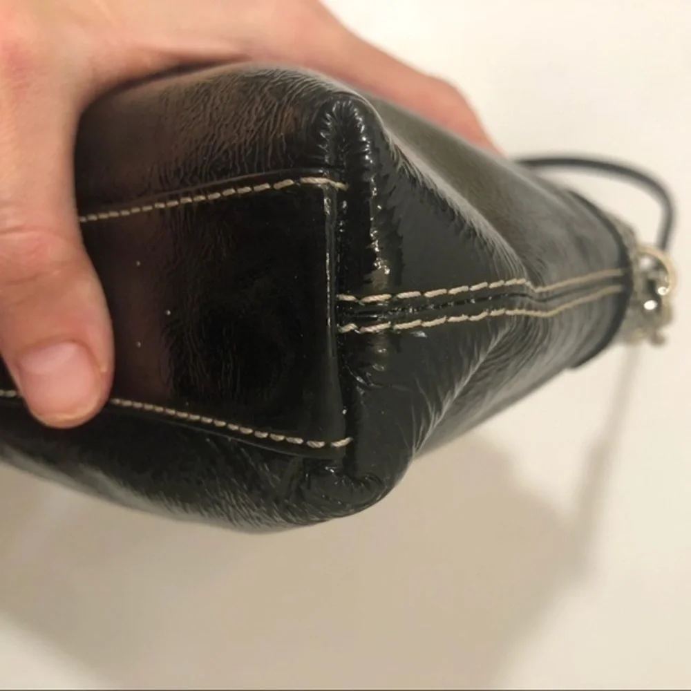Coach vintage y2k black patent leather mini wristlet bag